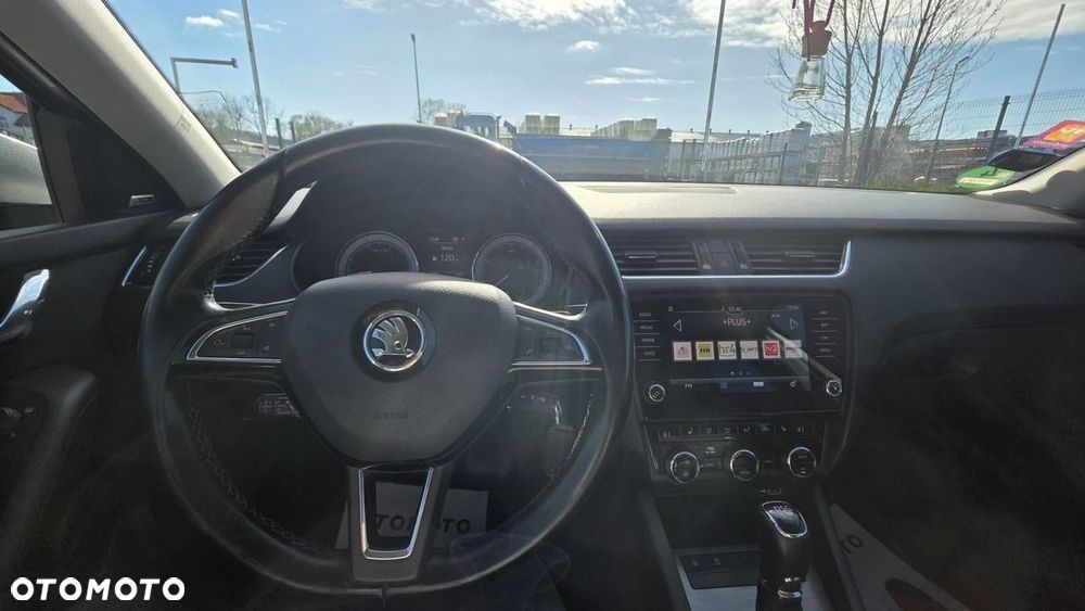 Skoda Octavia - 10