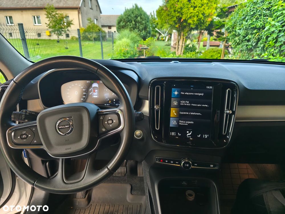 Volvo XC 40 B4 B Momentum - 10