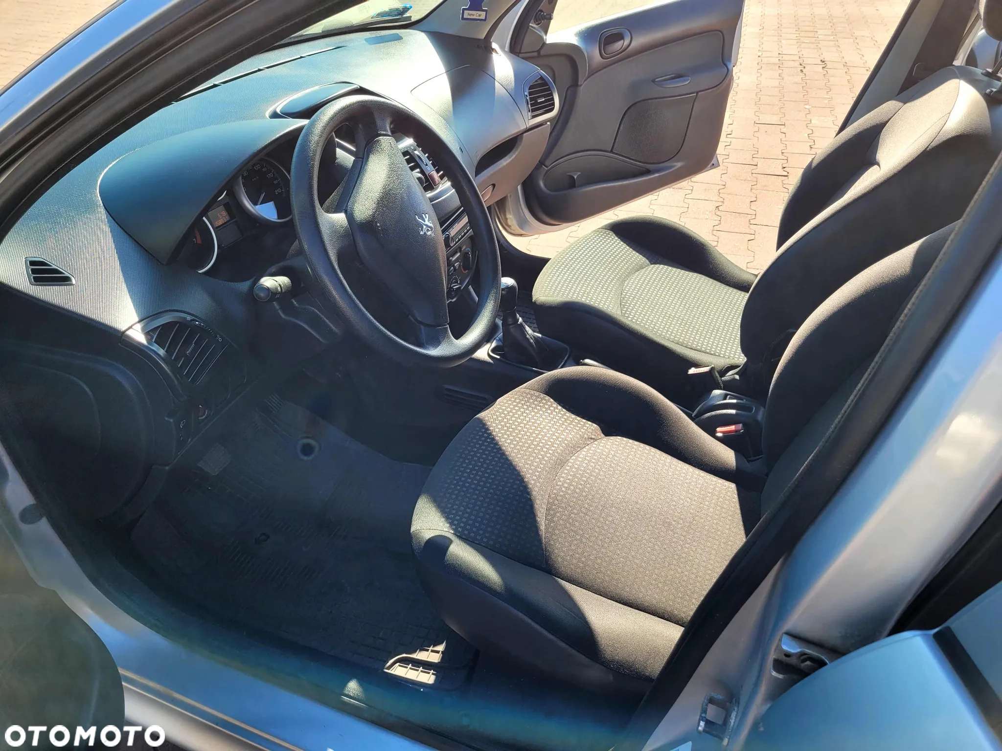 Peugeot 206 plus 206+ 1.1 Presence - 6