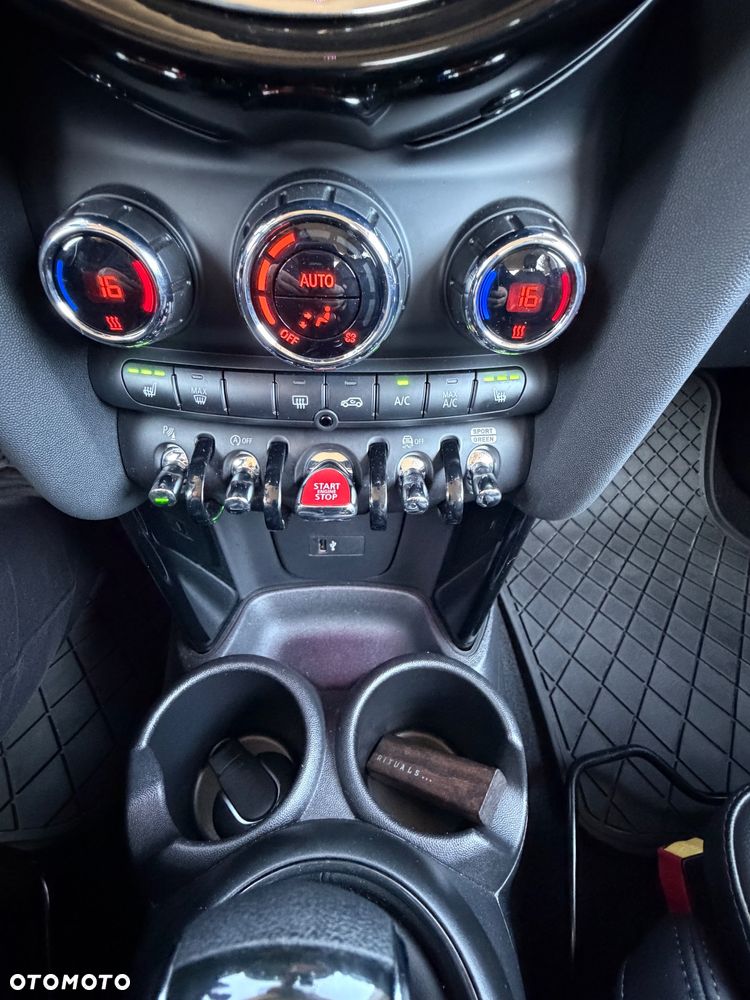 MINI Cooper Multitone Edition - 31