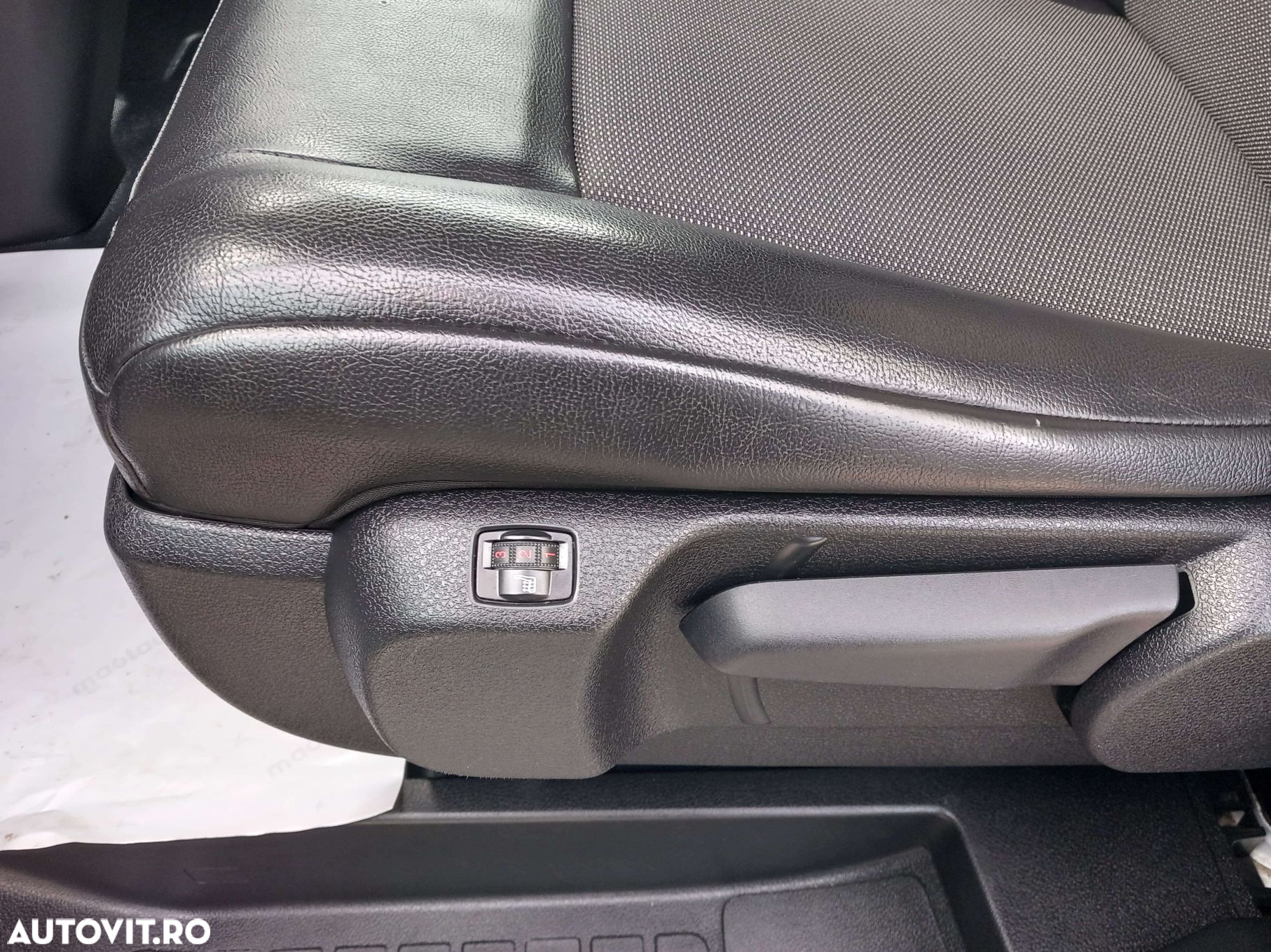 Opel Vivaro - 15