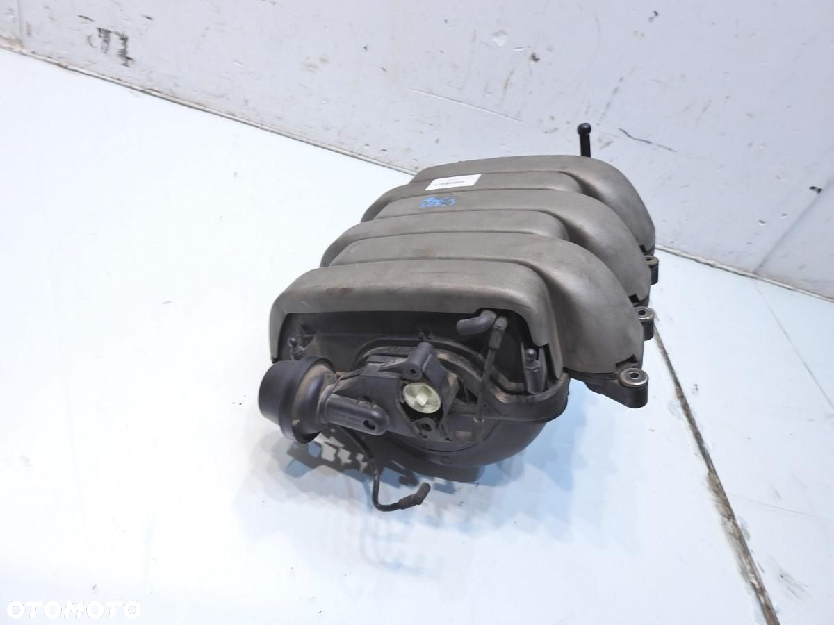 KOLEKTOR SSĄCY AUDI A6 C6 3.2 FSI 06E133210F - 6