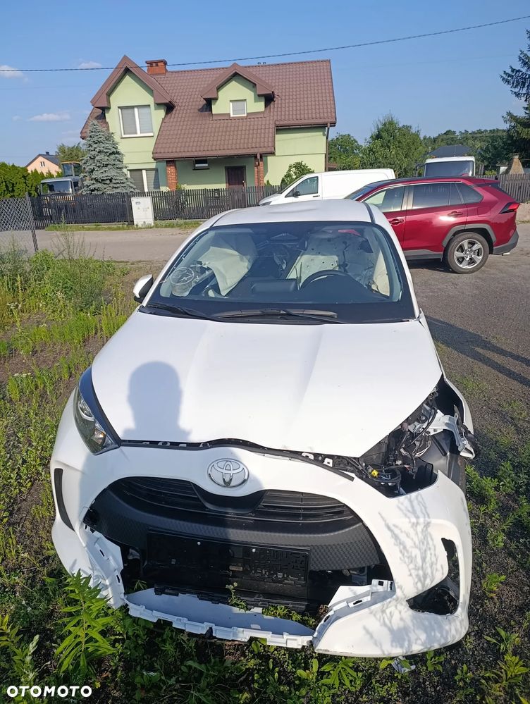 Toyota Yaris Hybrid 1.5 Active - 3