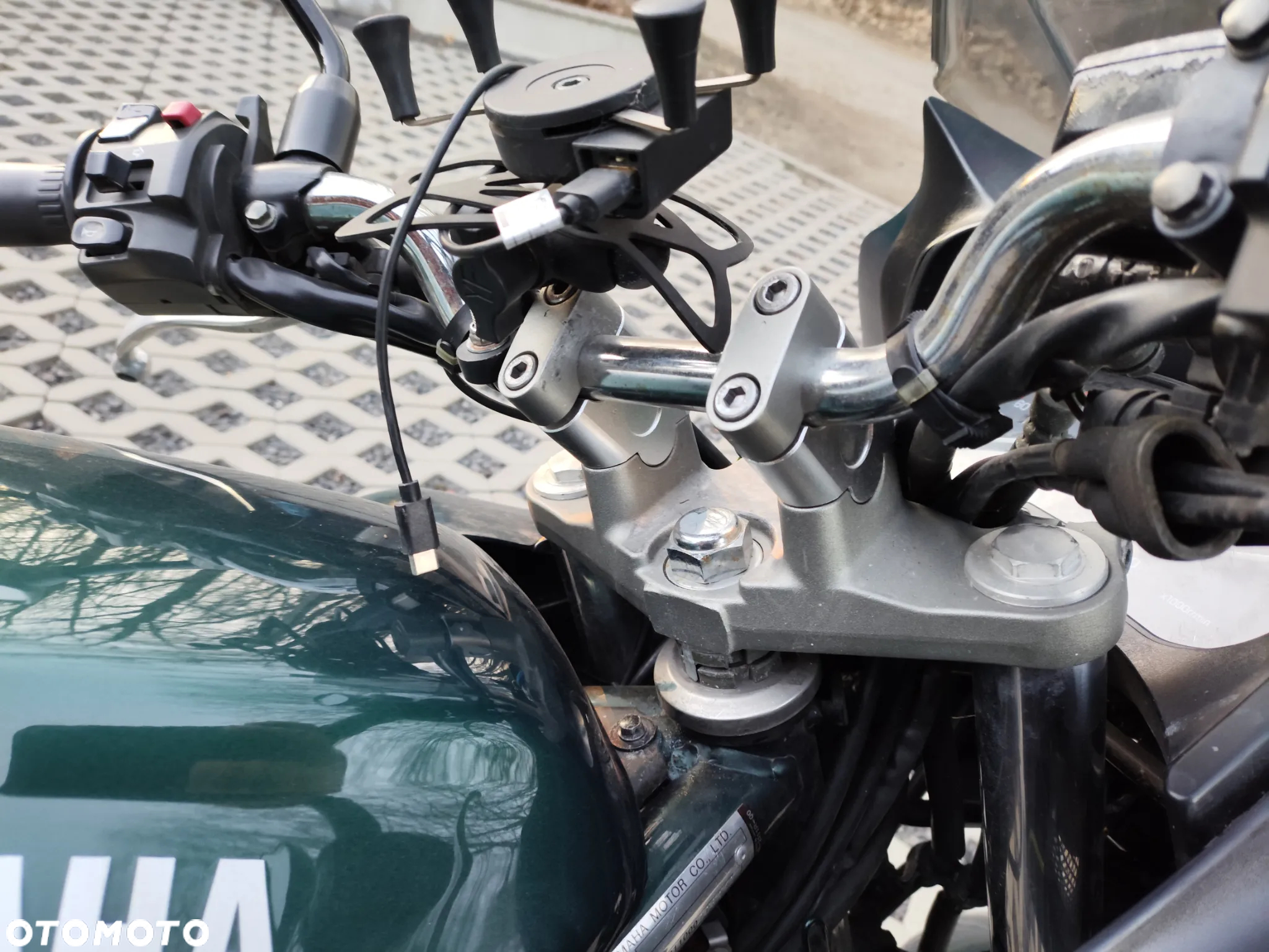 Yamaha XJ - 7