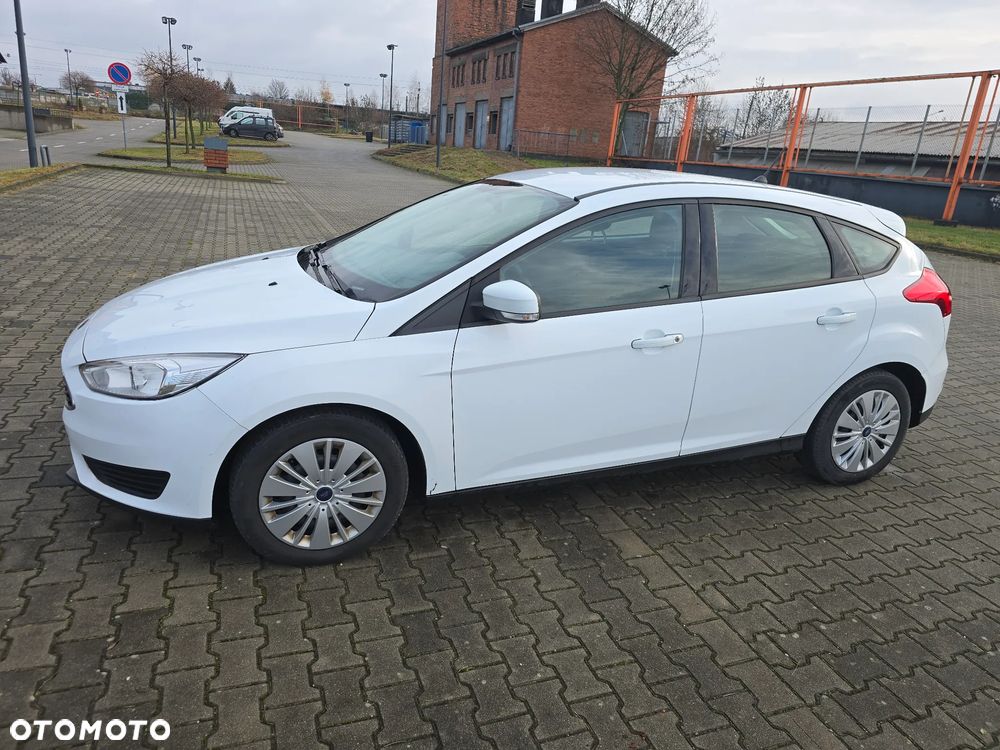 Ford Focus 1.6 Trend - 3