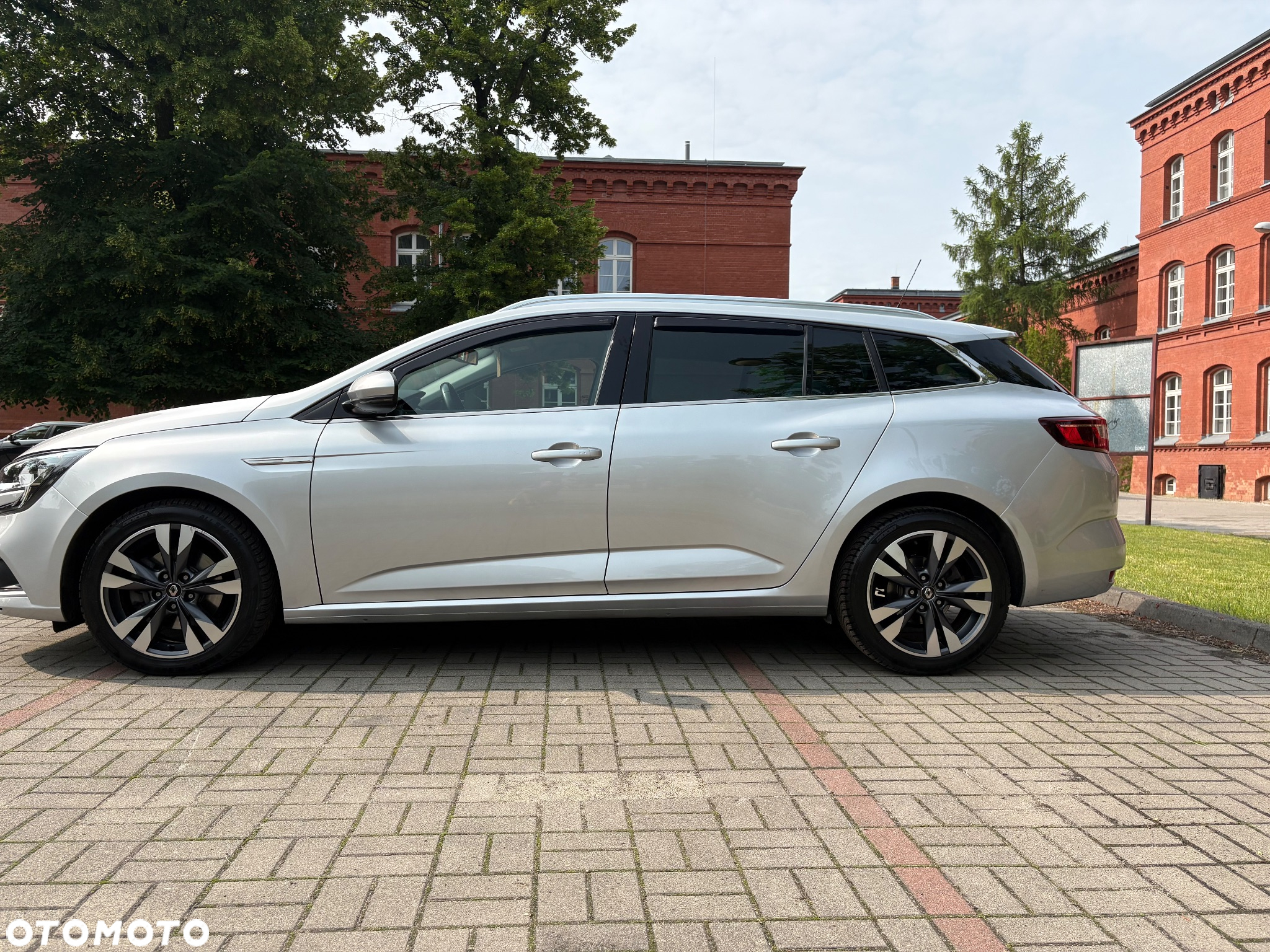 Renault Megane 1.3 TCe FAP Intens - 4