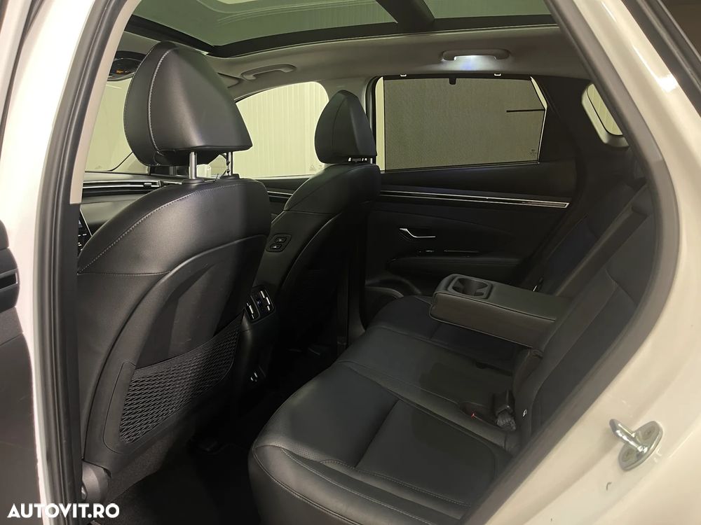 Hyundai Tucson 1.6 T-GDi Plug-in-Hybrid 4WD - 12