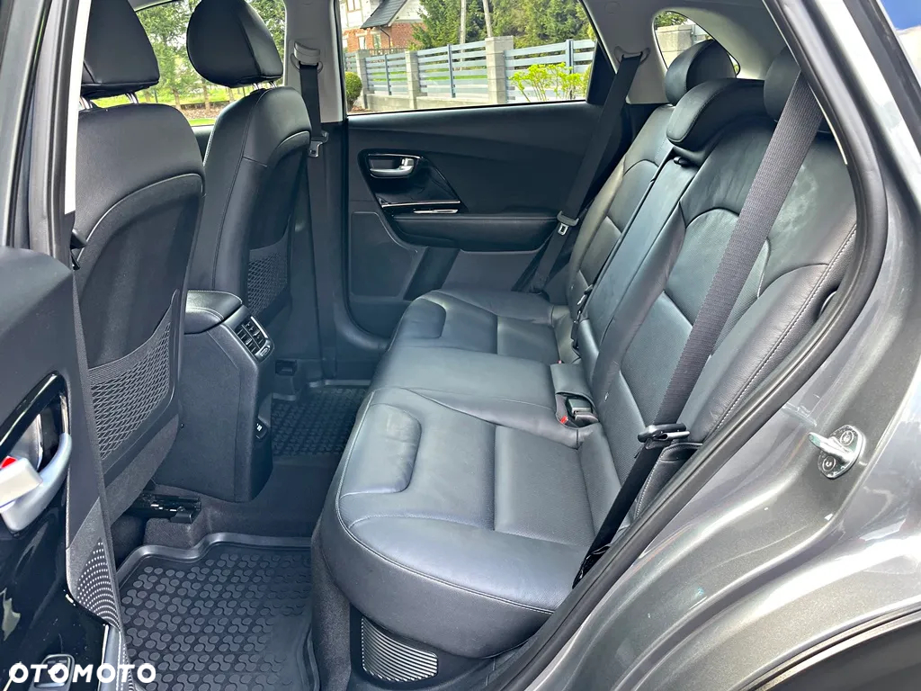 Kia Niro 1.6 GDI Hybrid L Business Line - 25
