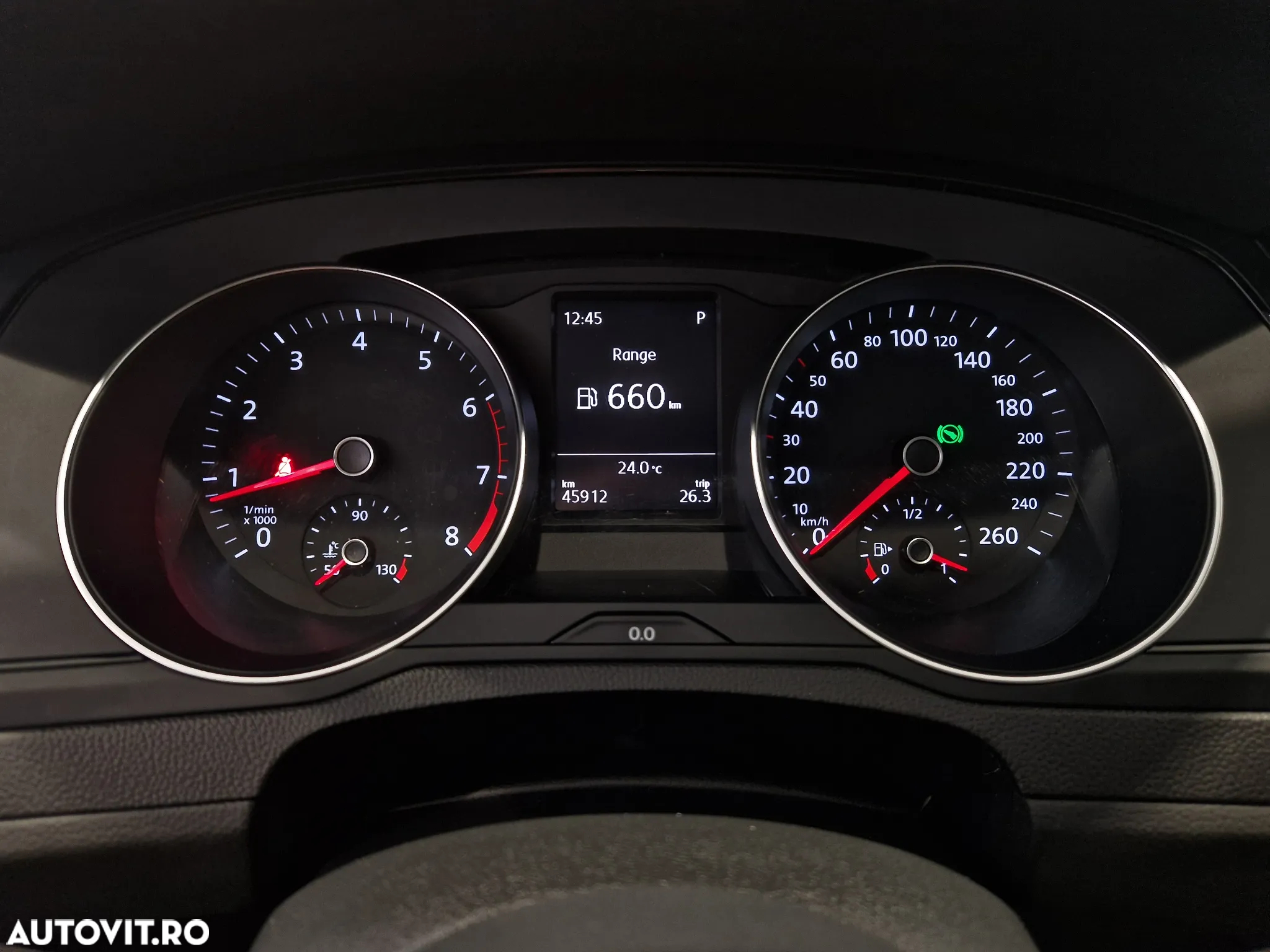 Volkswagen Passat 1.5 TSI ACT DSG Advance - 17