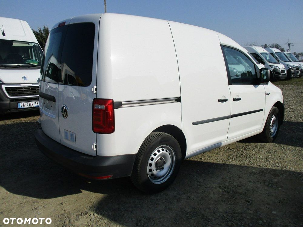 Volkswagen Caddy - 3