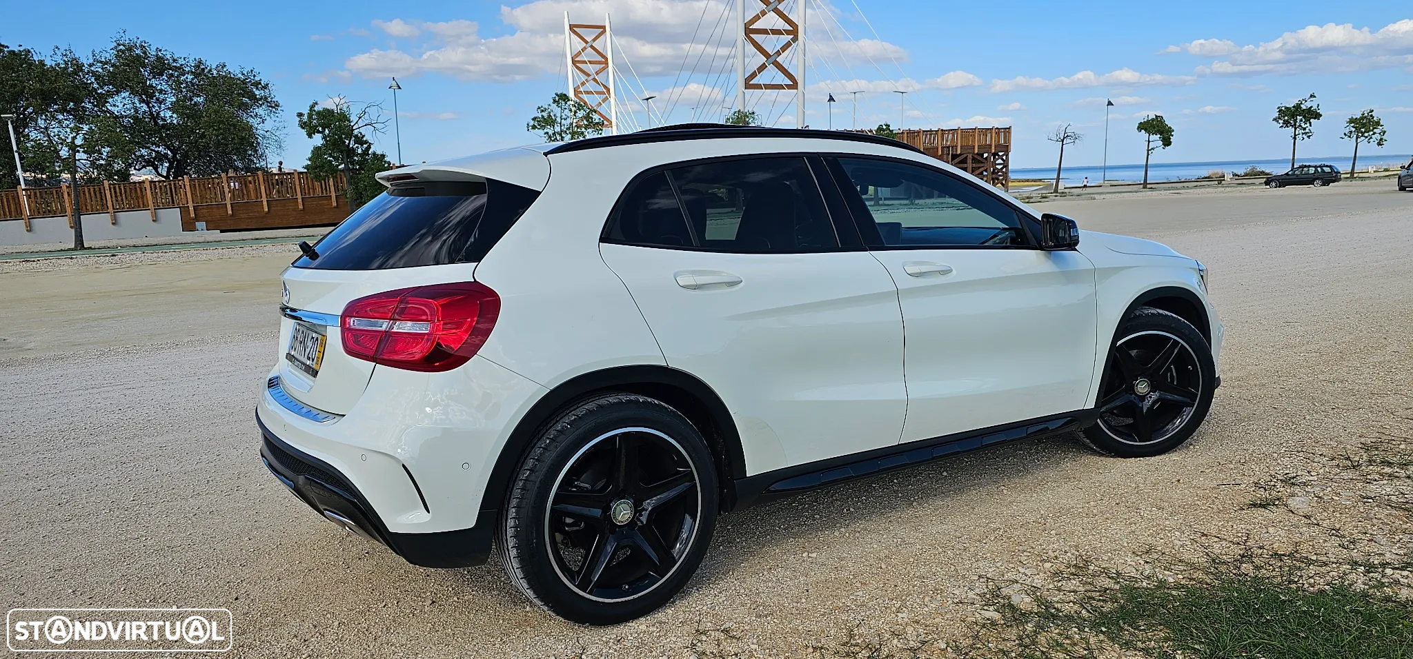 Mercedes-Benz GLA 220 CDi AMG Line - 4