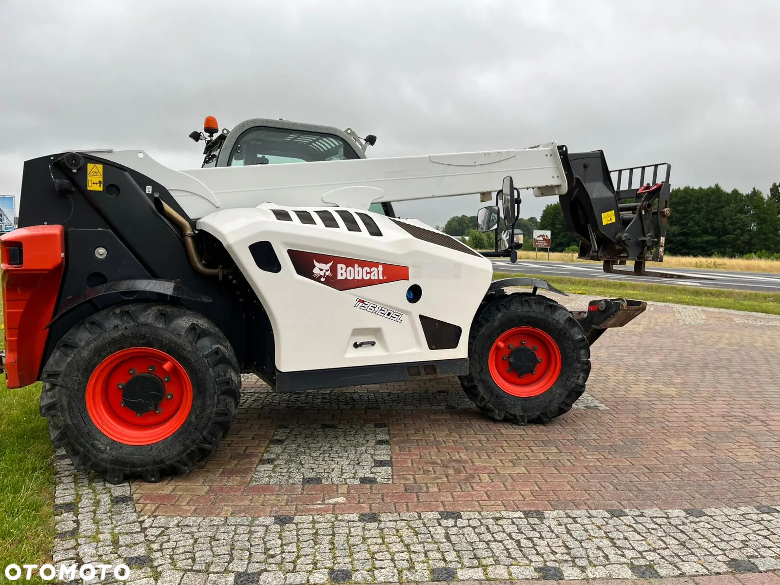 Bobcat T36.120SL - 12