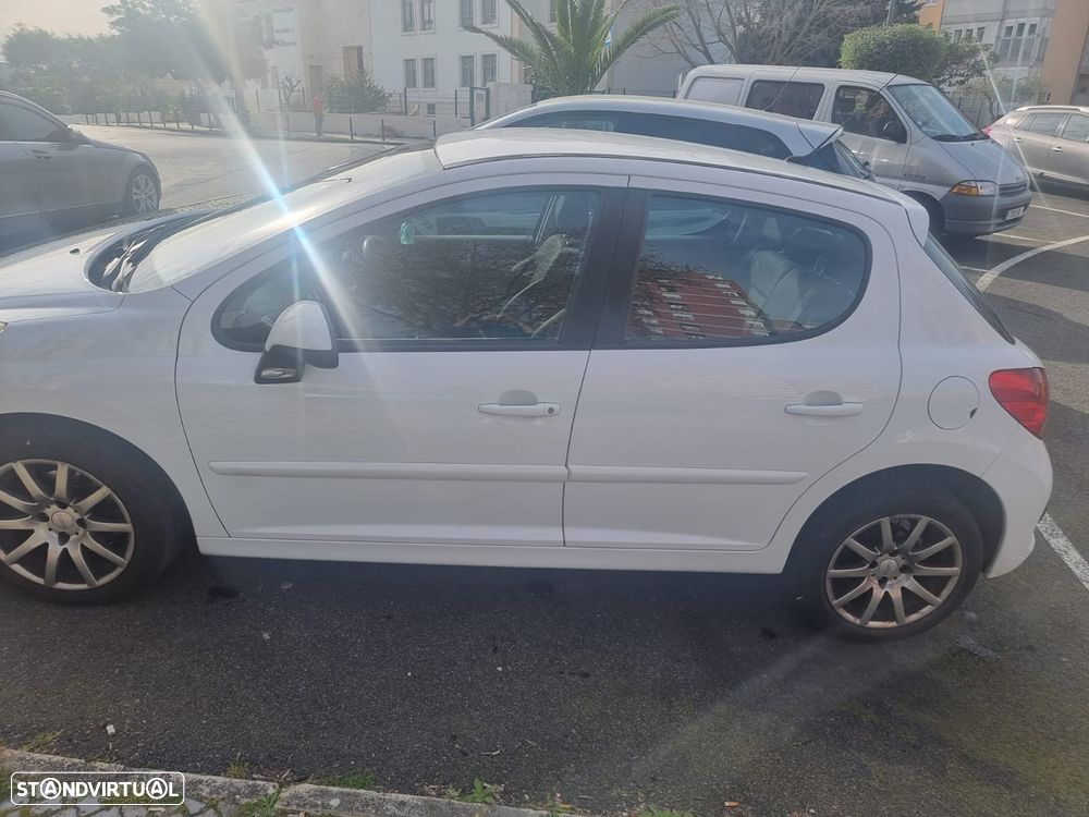 Peugeot 207 1.6 THP 16V GT - 6