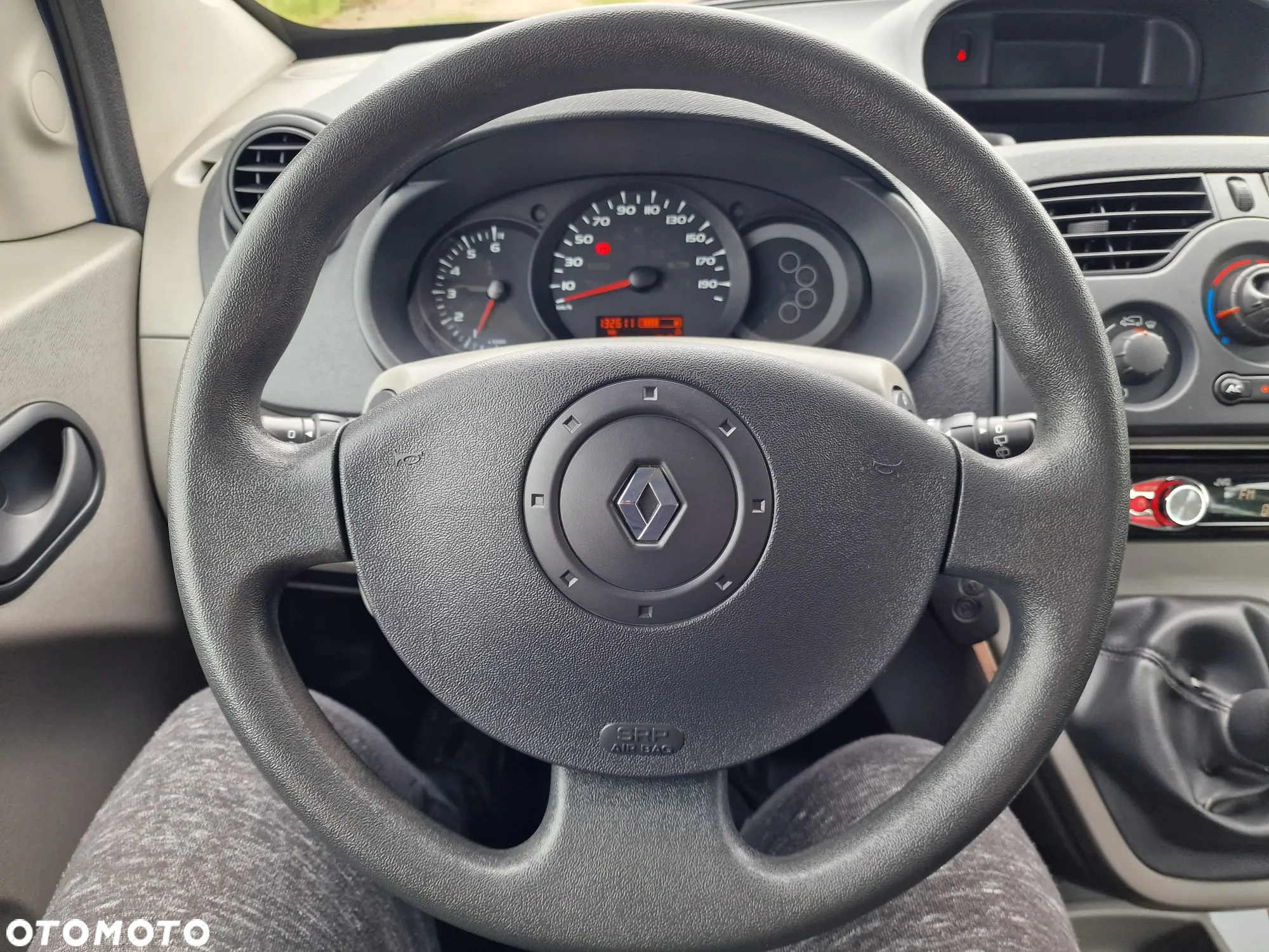 Renault Kangoo 1.6 8V 90 Happy Family - 19