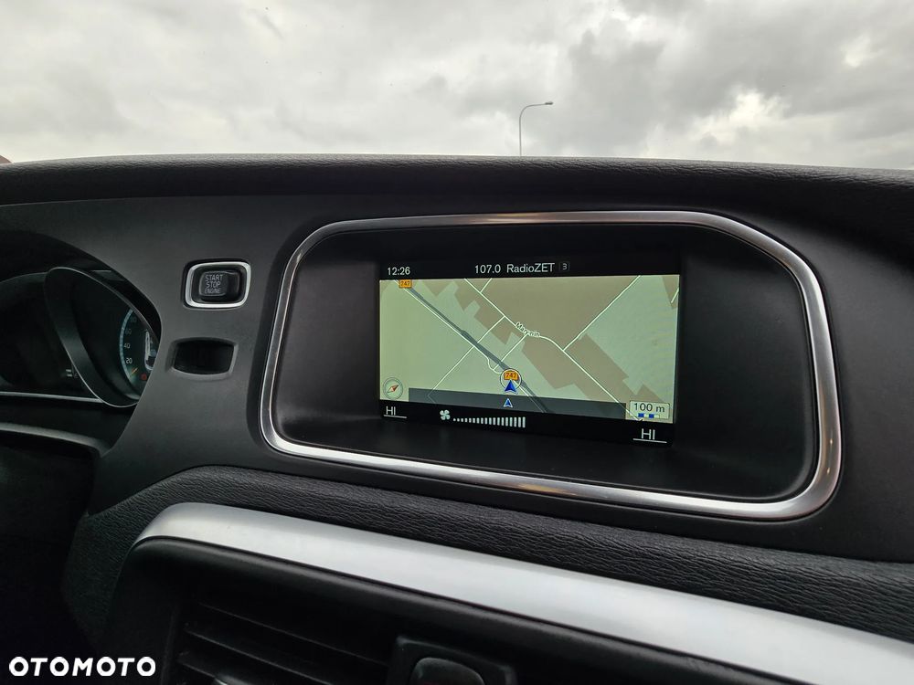 Volvo V40 D2 Kinetic - 31