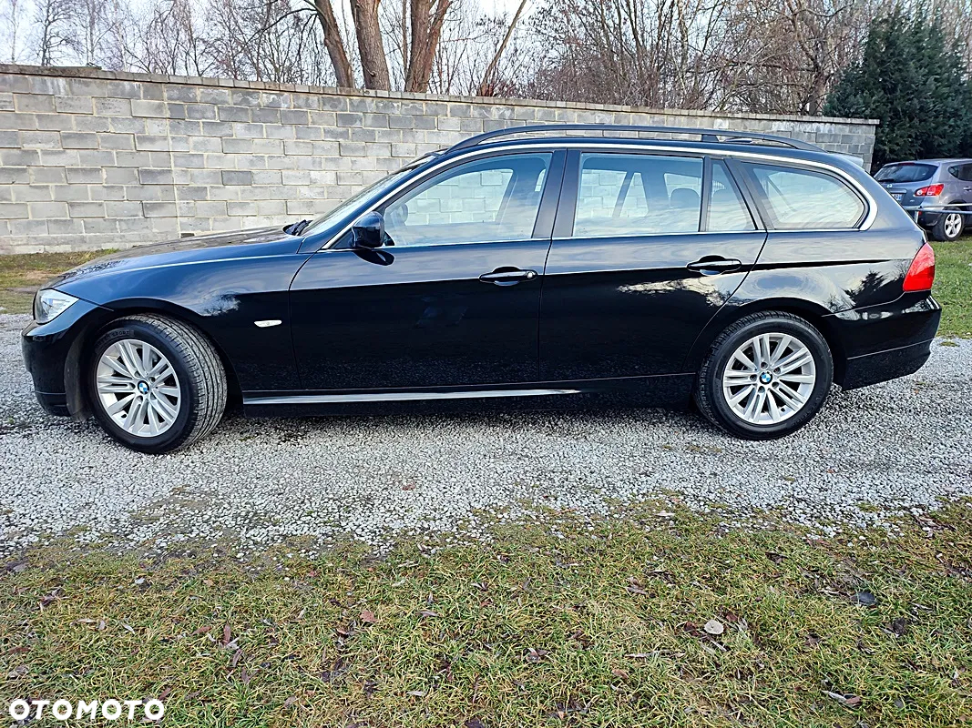 BMW Seria 3 320d - 19