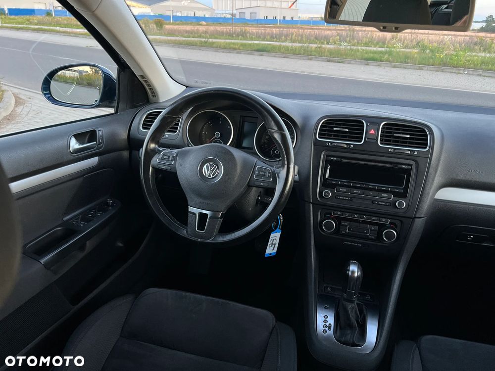 Volkswagen Golf VI 1.6 TDI BlueMot Comfortline DSG - 15