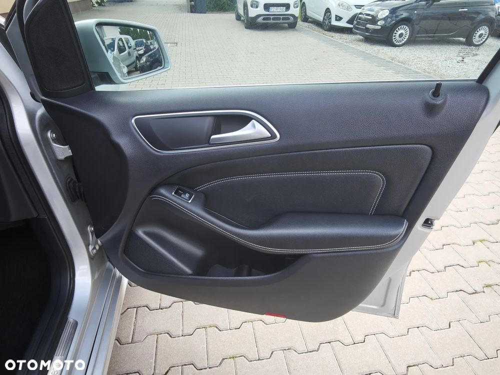 Mercedes-Benz Klasa B 180 CDI - 16