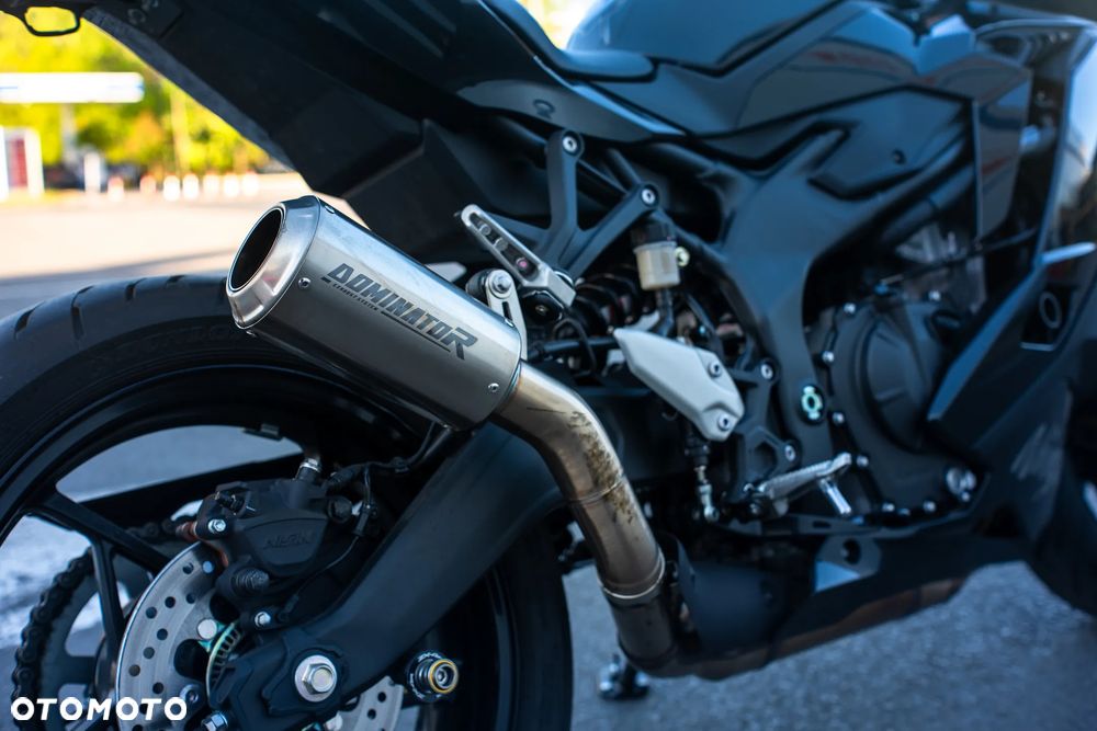 Kawasaki ZX - 7