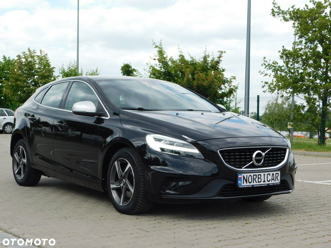 Volvo V40 - 2