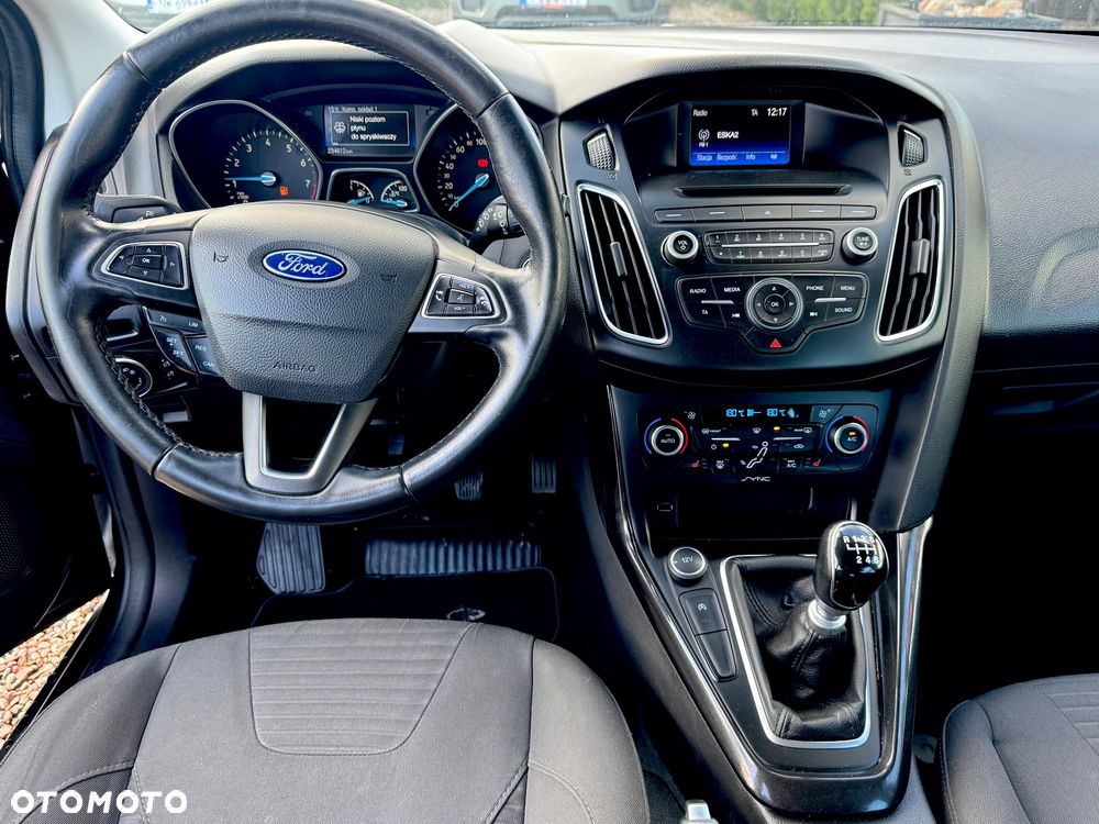 Ford Focus 1.5 EcoBoost Start-Stopp-System Titanium - 24