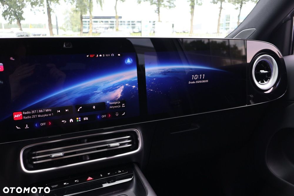 Mercedes-Benz GLB - 16