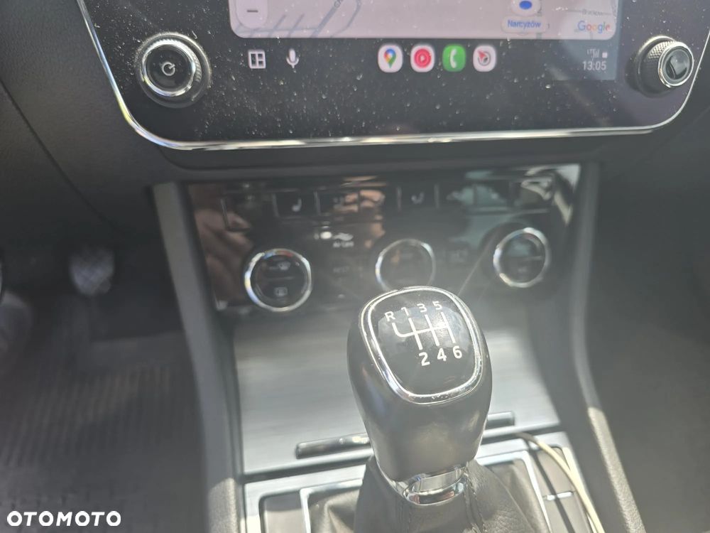 Skoda Superb 2.0 TDI Ambition - 6