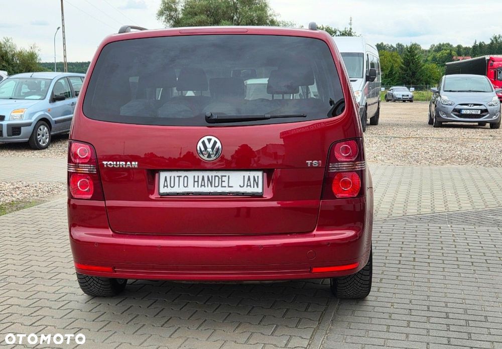 Volkswagen Touran - 21