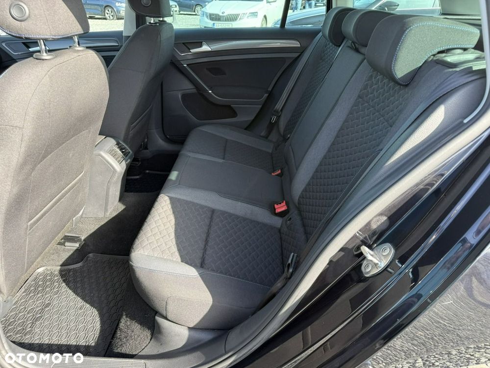 Volkswagen Golf Variant 1.6 TDI SCR DSG Join - 15