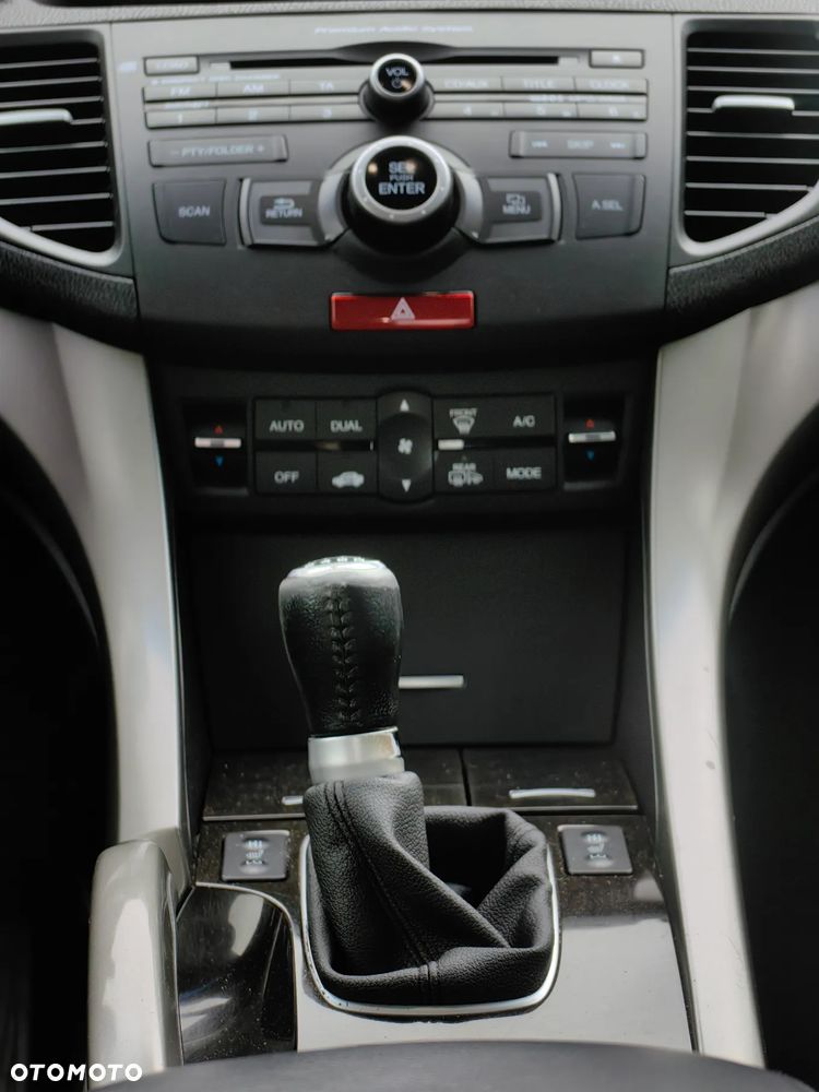 Honda Accord 2.0 Executive - 15