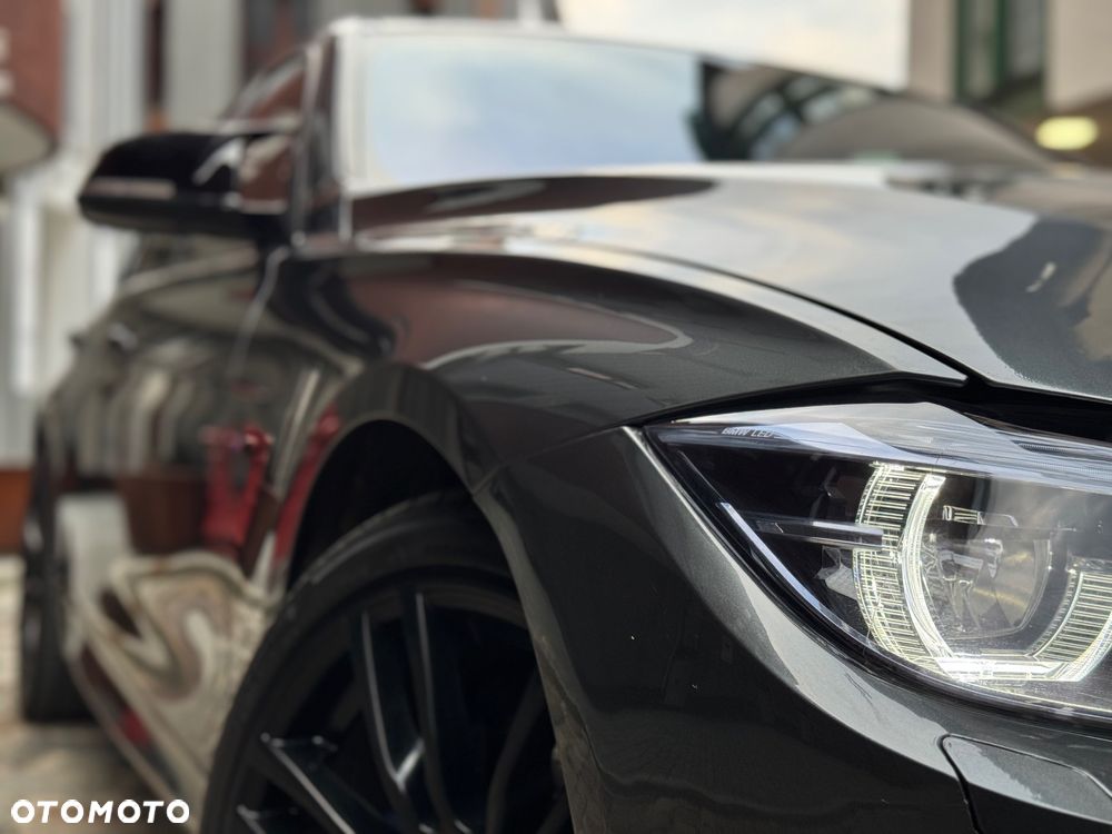 BMW Seria 3 328i Sport Line - 21