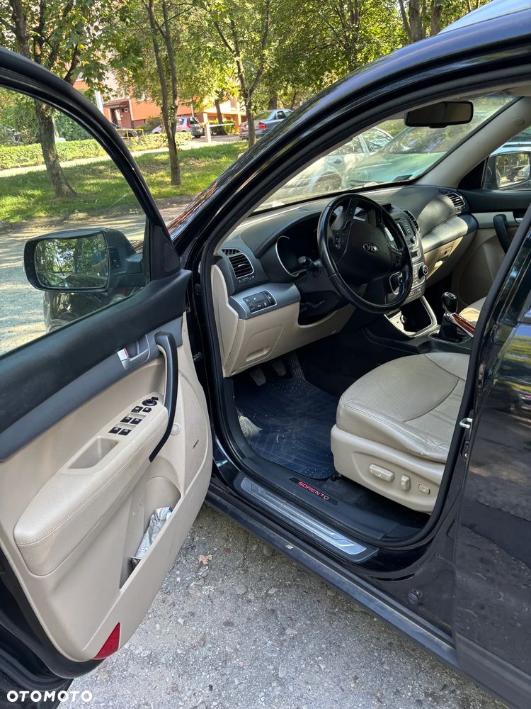 Kia Sorento - 10