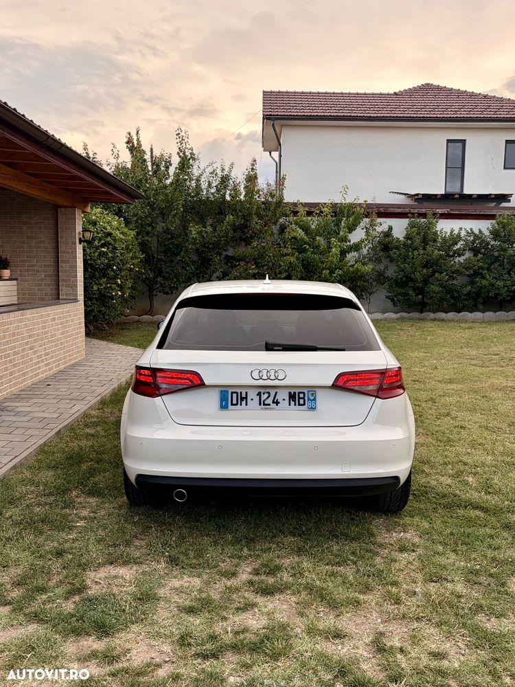 Audi A3 1.6 TDI clean Ambiente - 3