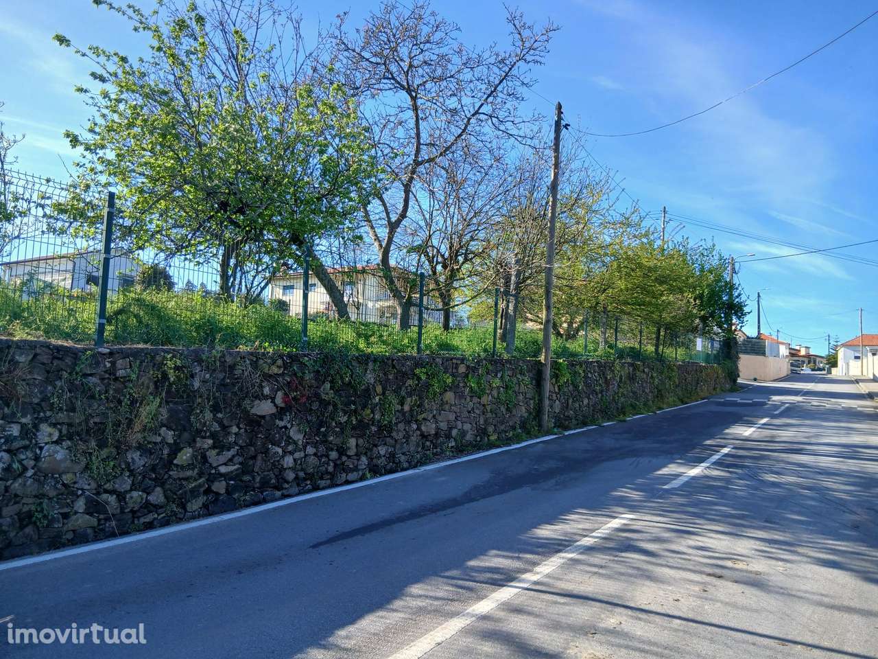 Terreno rústico com certificado de viabilidade de construção - Grande imagem: 2/10