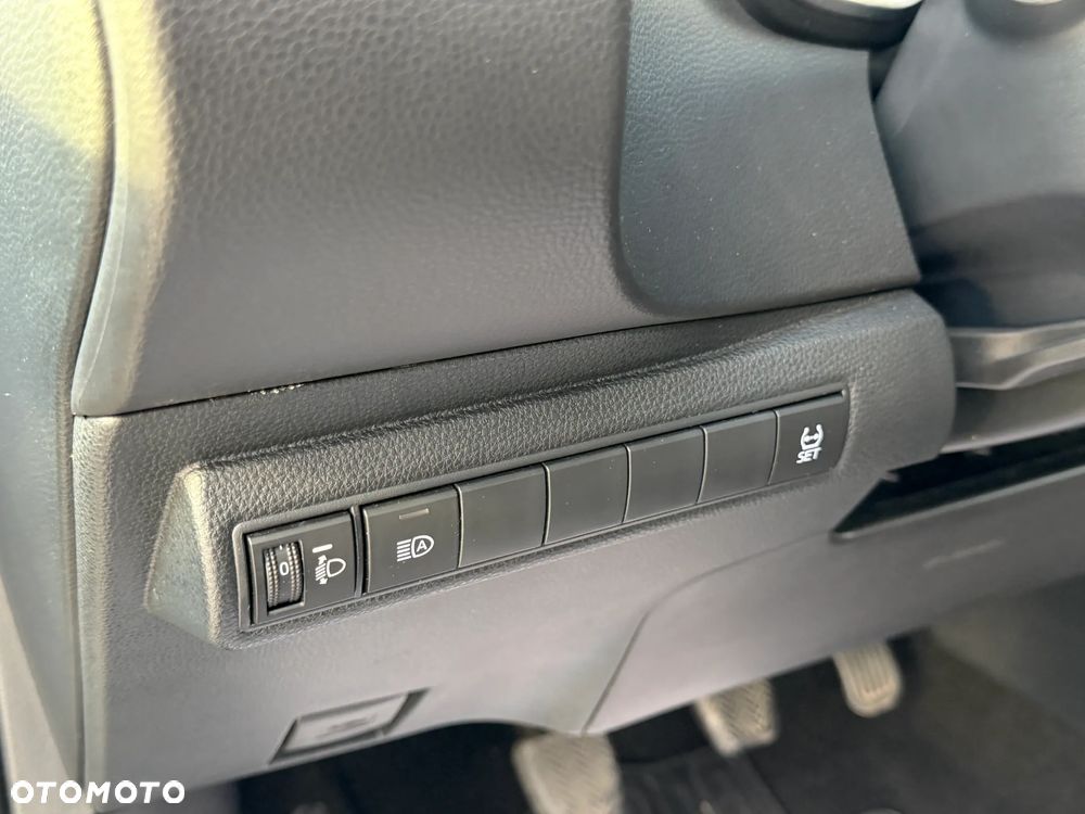 Toyota Corolla 1.5 Comfort - 34