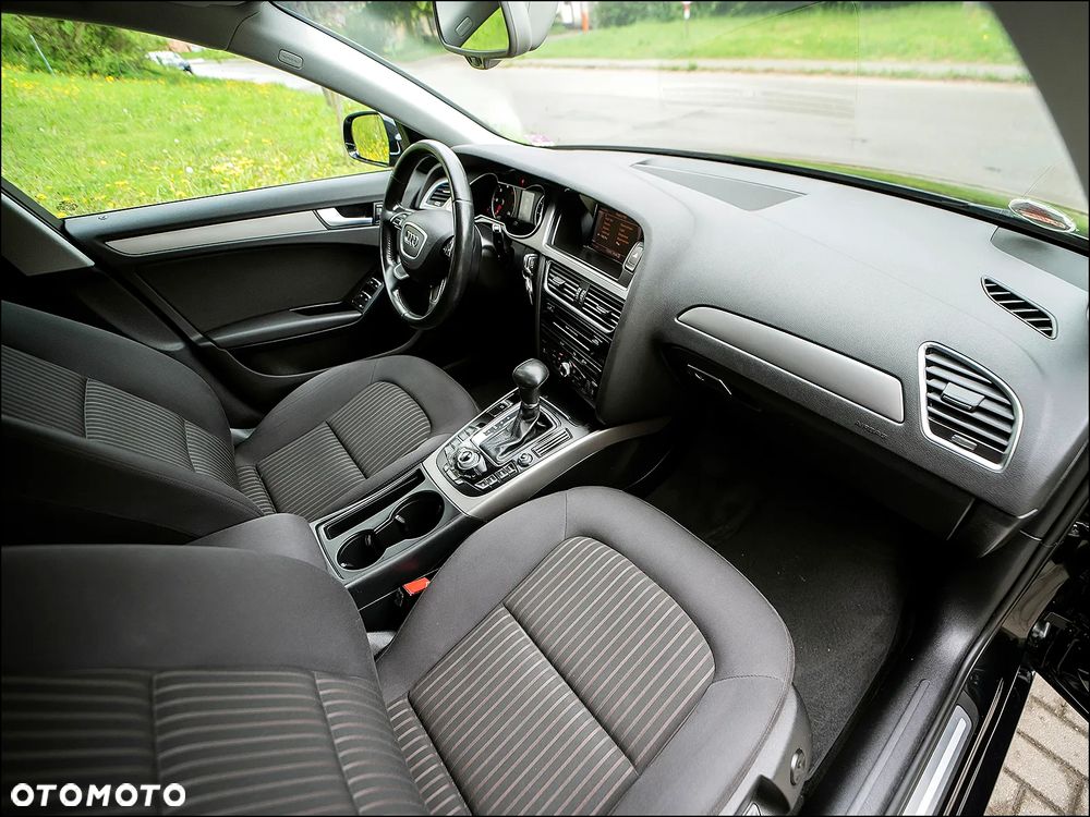 Audi A4 Limousine - 18