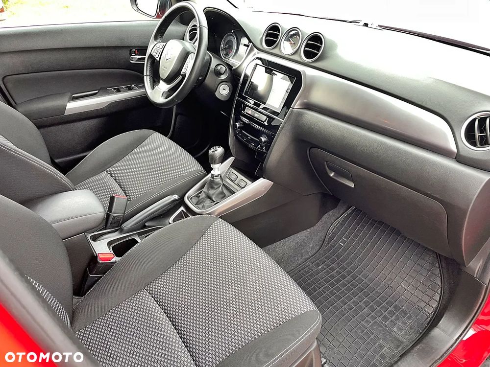 Suzuki Vitara 1.4 Boosterjet SHVS Elegance 2WD - 12