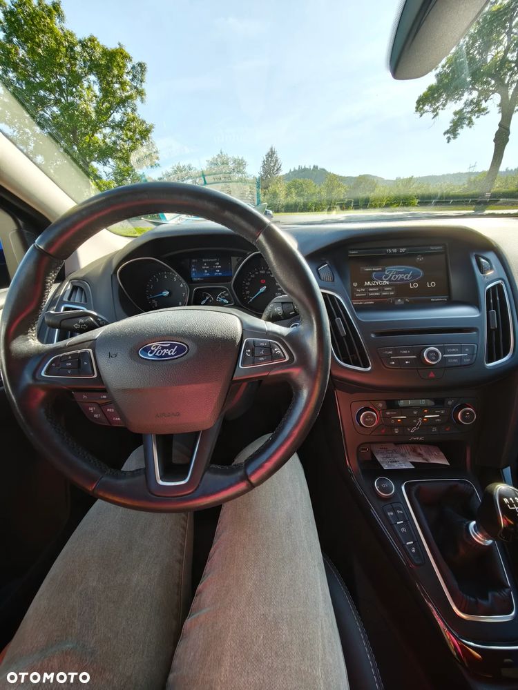 Ford Focus 1.0 EcoBoost Titanium - 14
