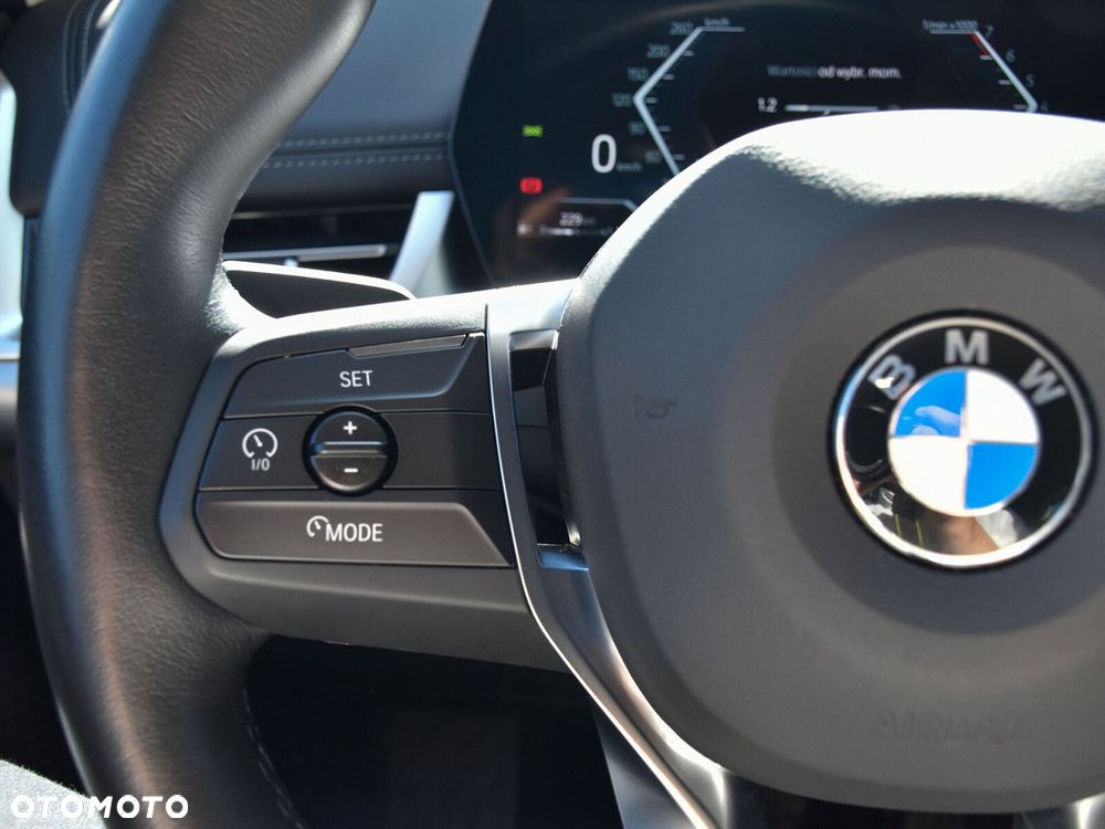 BMW X1 sDrive18i xLine - 19