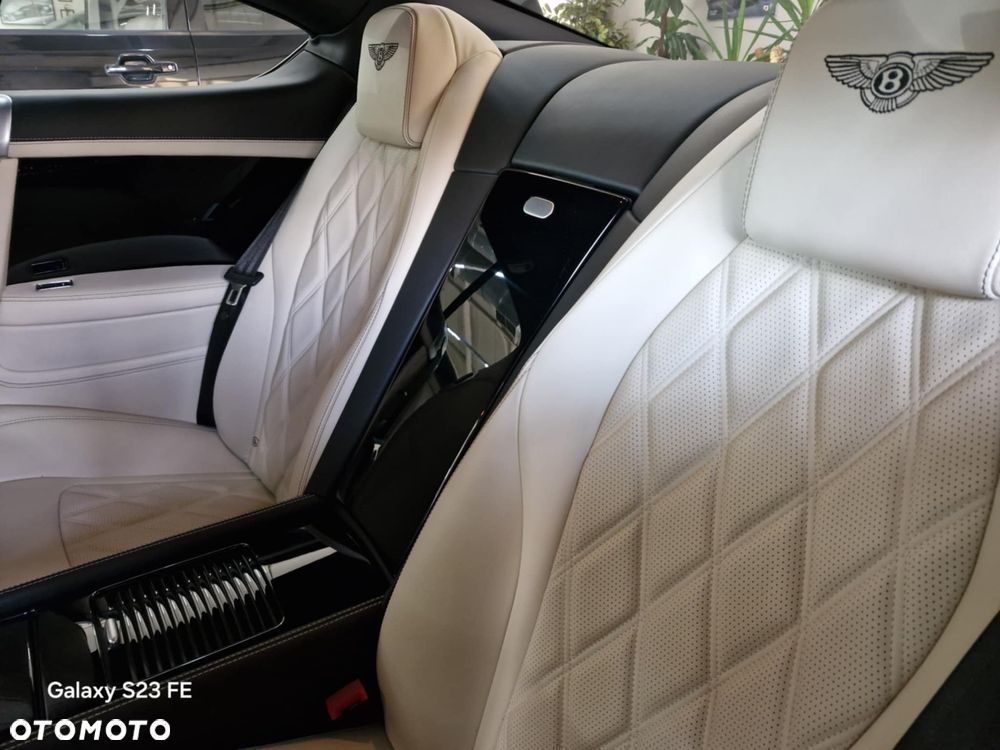 Bentley Continental GT - 16