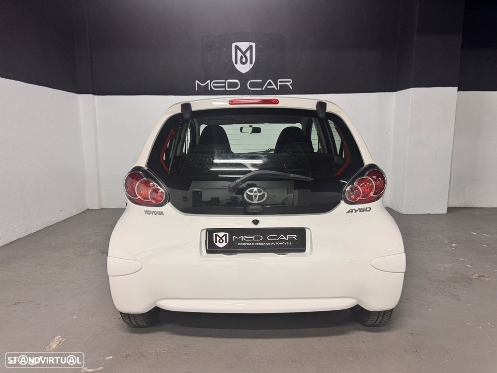 Toyota Aygo City - 4