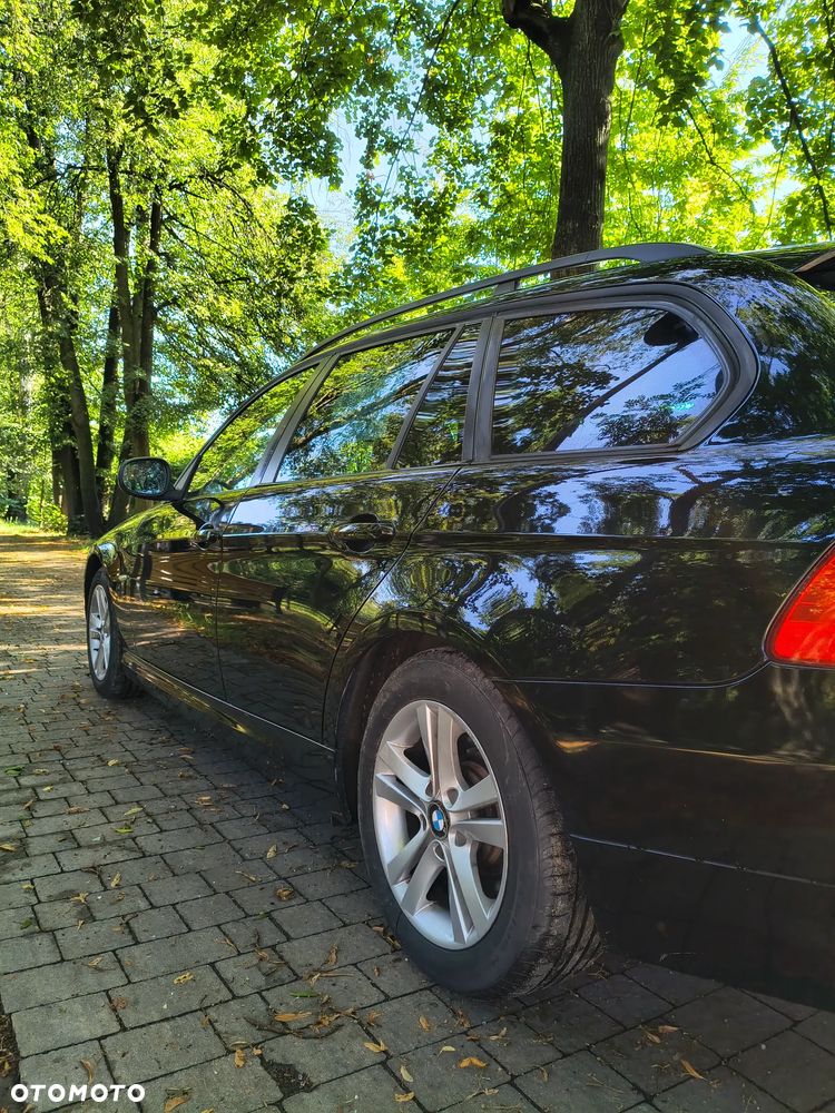 BMW Seria 3 - 12