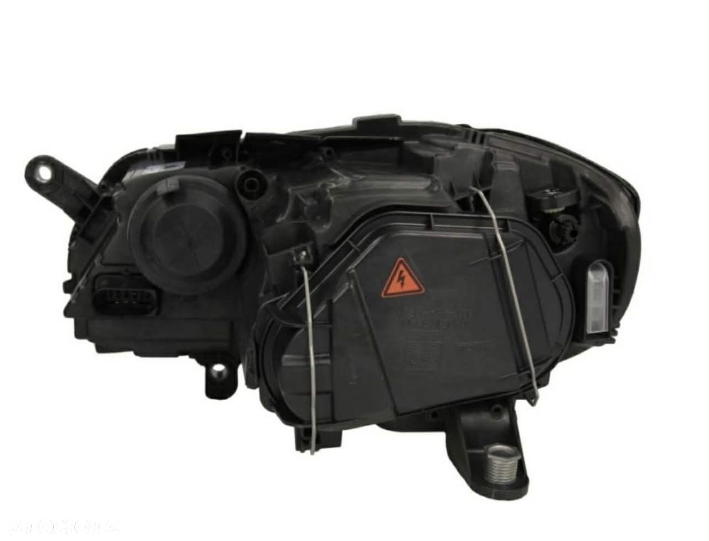 Lampa Prawa VW Passat - 2