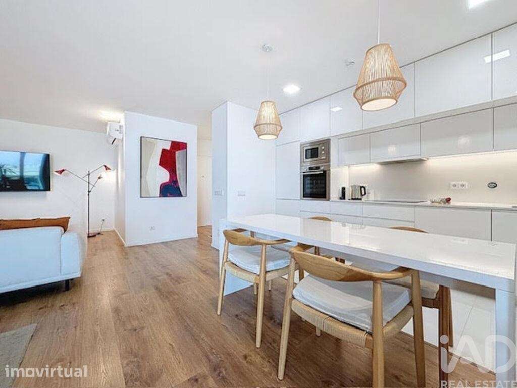 Apartamento T2 em Olhão de 122 m2 - Grande imagem: 3/38