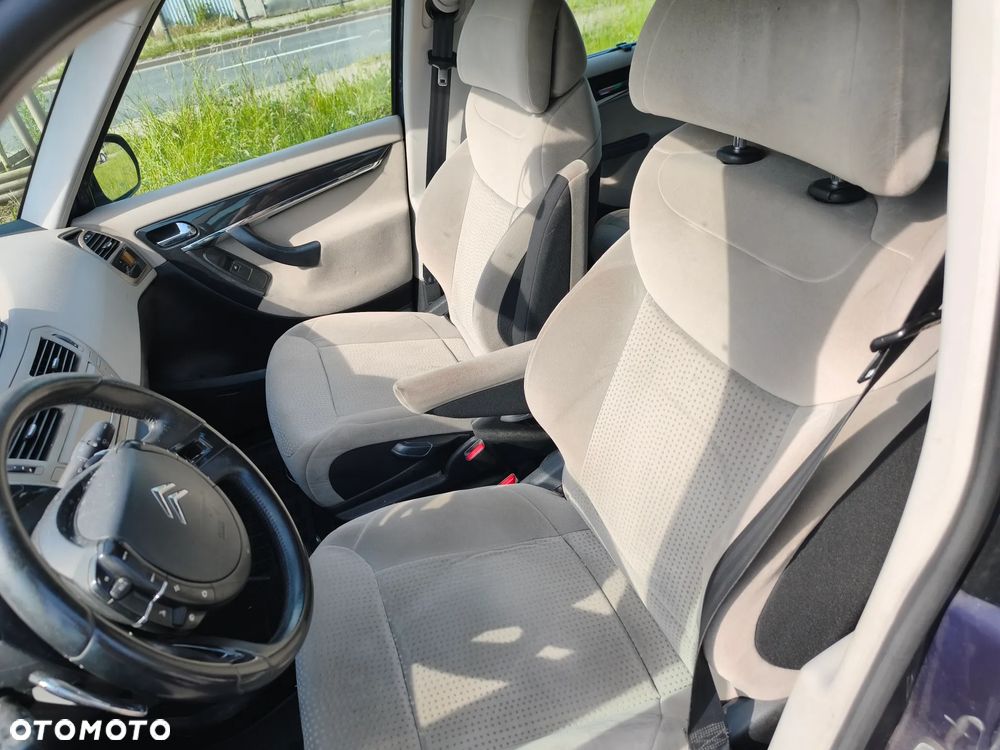 Citroën C4 Grand Picasso 2.0 16V EGS6 Exclusive - 23