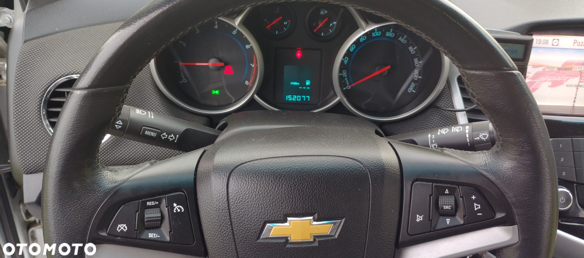 Chevrolet Cruze - 10