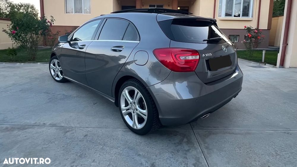 Mercedes-Benz A - 5