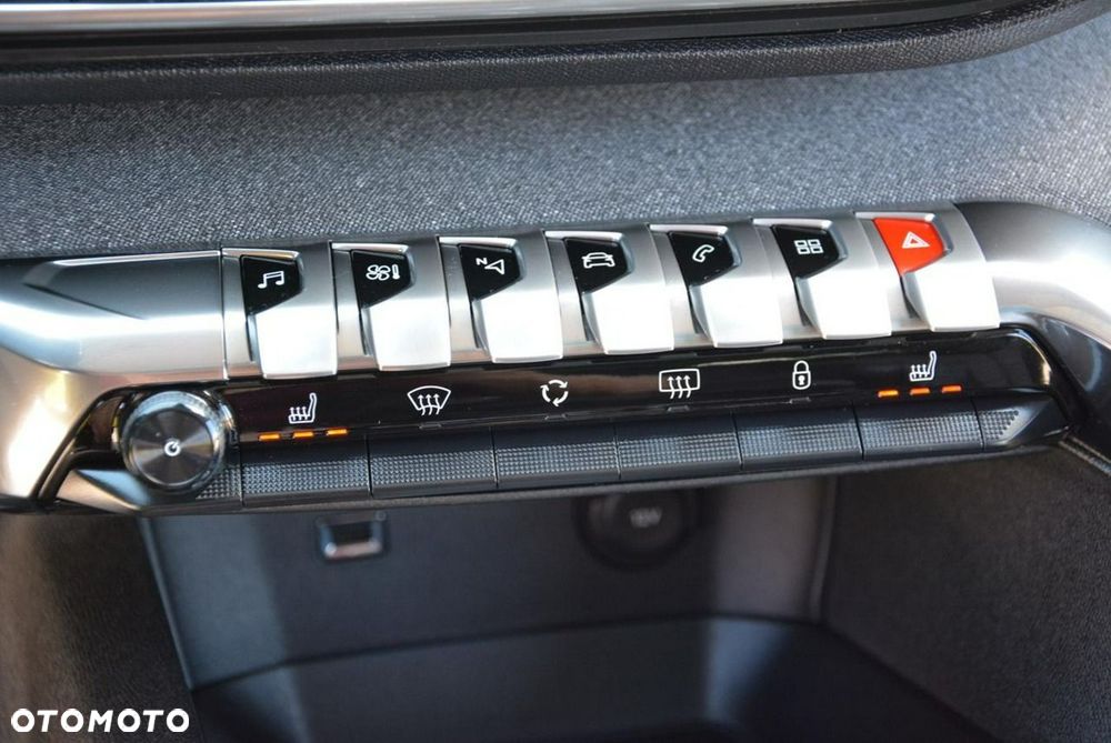 Peugeot 5008 THP 165 EAT6 Stop & Start Allure - 32
