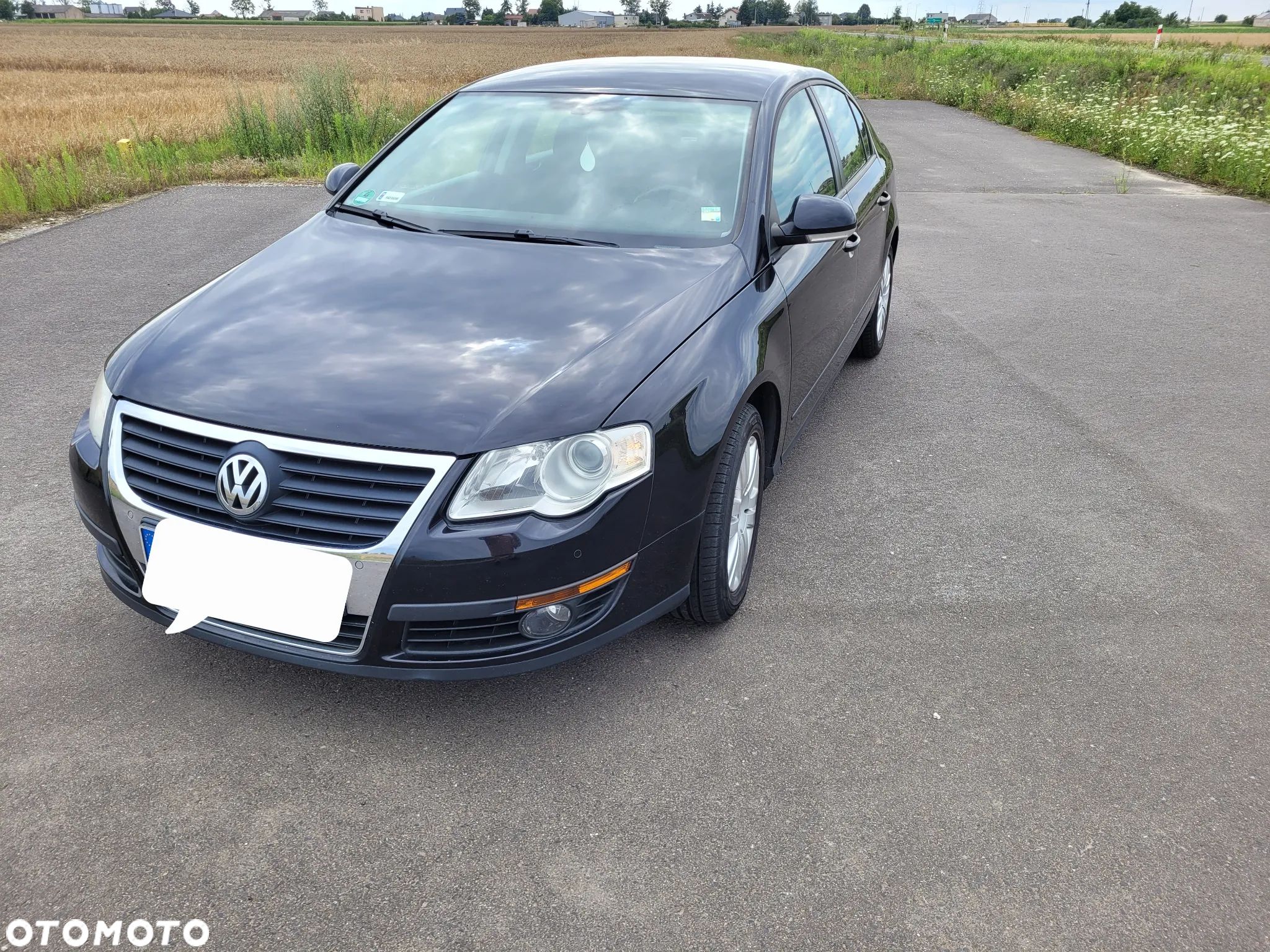 Volkswagen Passat 2.0 TDI DPF Trendline - 1