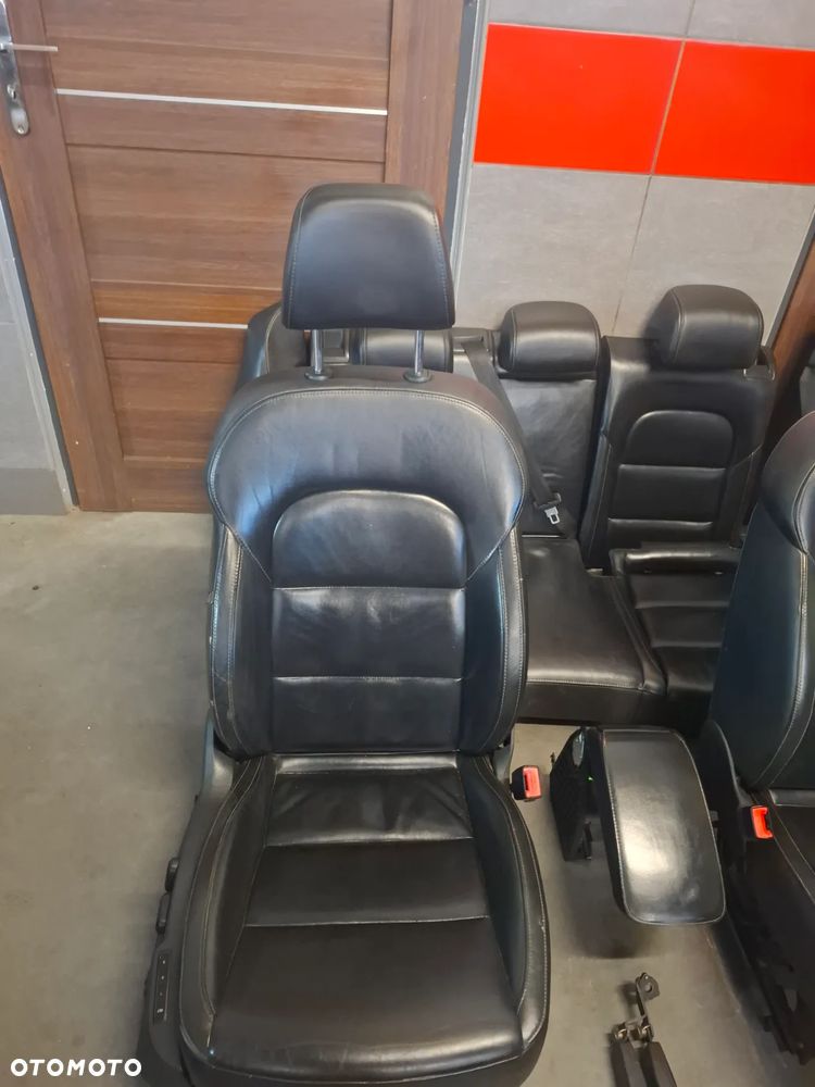 Fotele przód podgrzewane kanapa tył podłokietnik komplet Skoda Superb 2014 rok lift skóra anglia UK - 2